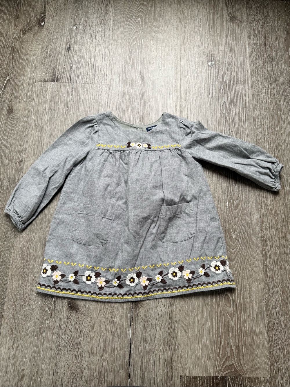 Baby Gap Embroidered Floral Dress 18–24 Months Gray Long Sleeve Cotton